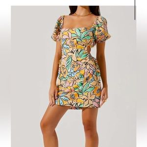 NWT Astr floral dress